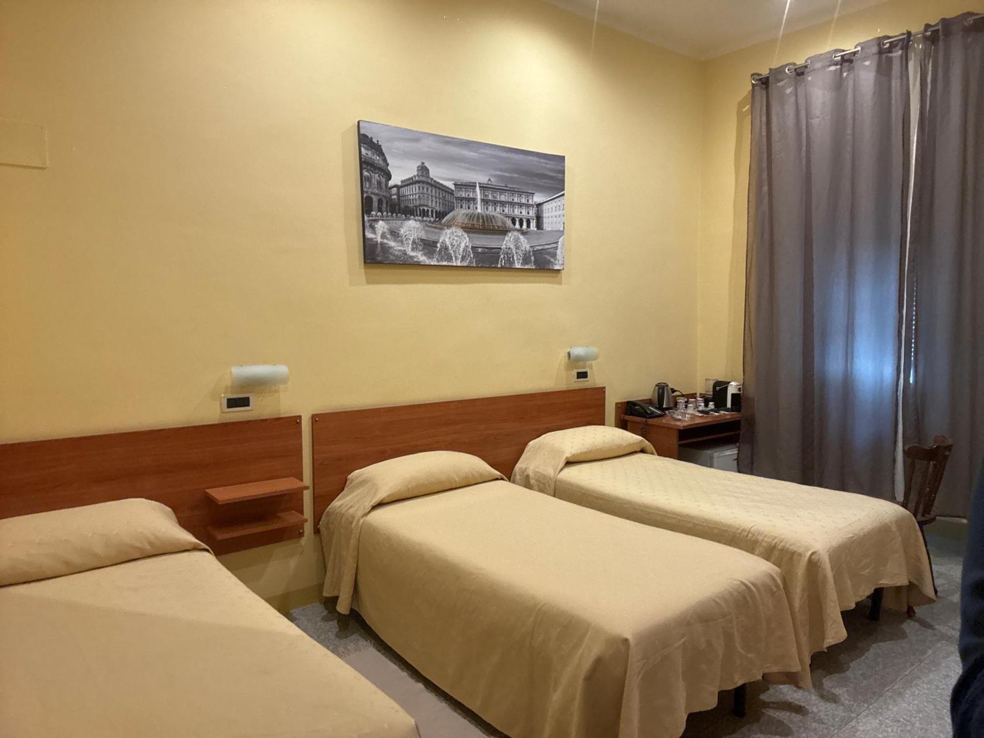 Albergo Parigi Genova Kültér fotó